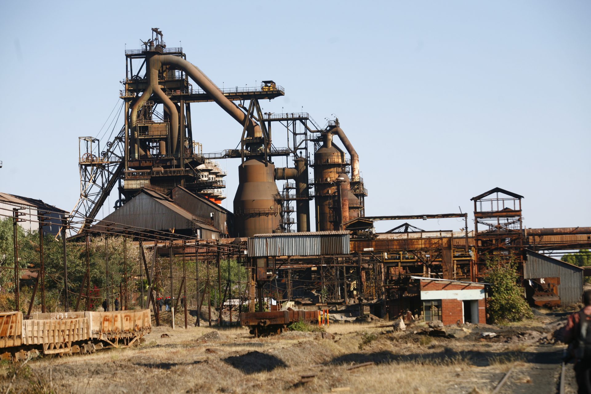Zimbabwe&rsquo;s state-owned miner selected to revive steel firm
